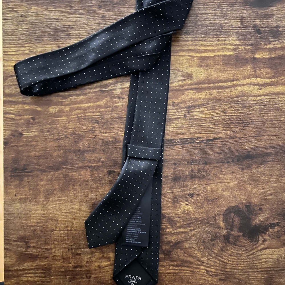Men’s tie